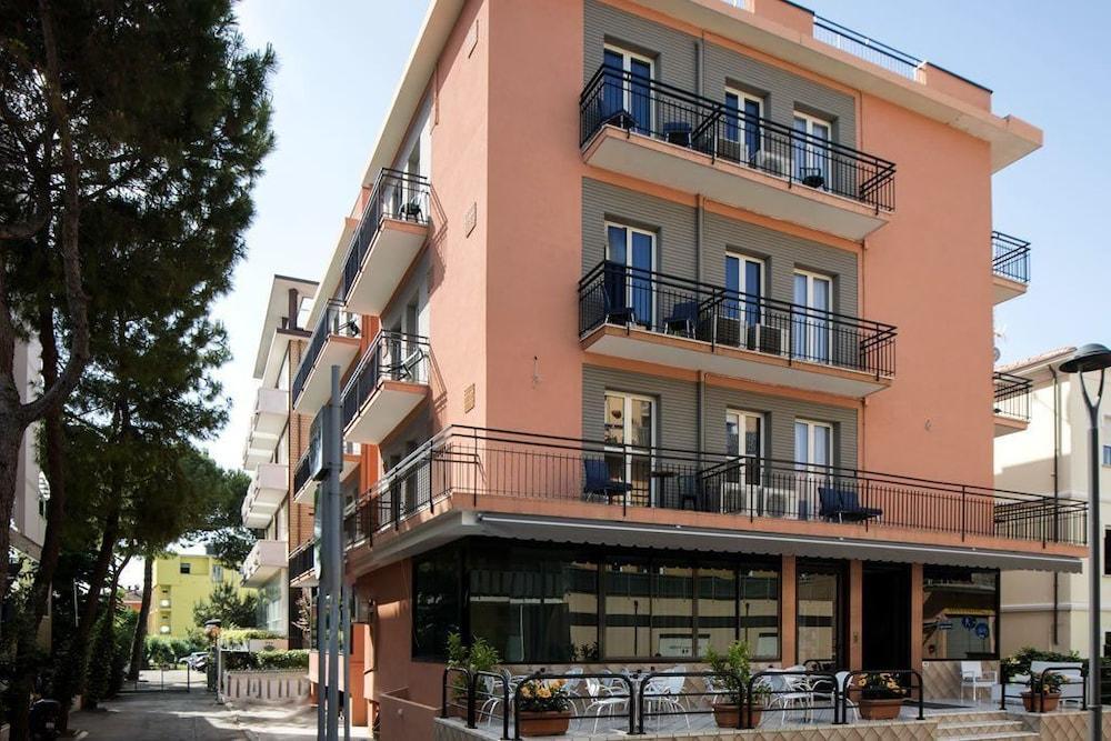 Hotel Scarlet Rimini Zewnętrze zdjęcie