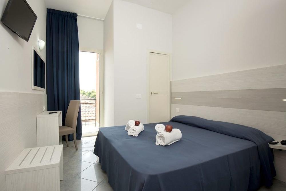 Hotel Scarlet Rimini Zewnętrze zdjęcie